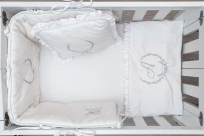 Picture of HAND EMBROIDERED CRADLE SET (Boy) with Wreath